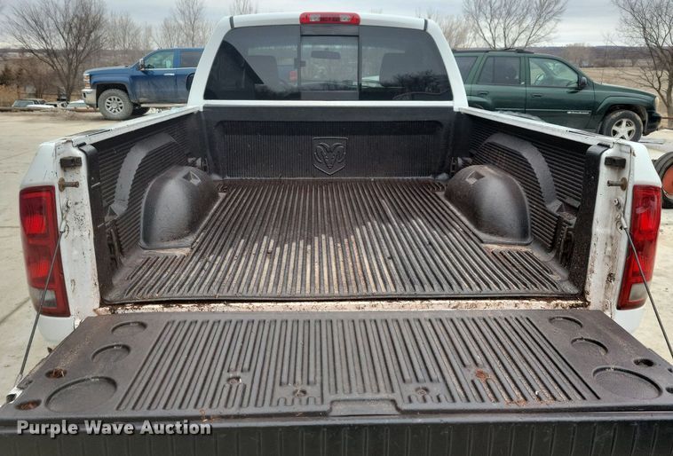 image for item IO9399 2006 Dodge Ram 1500 SLT  pickup truck
