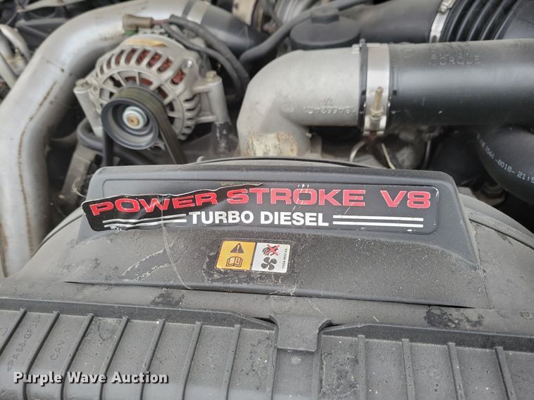 image for item IO9400 2005 Ford F250 Super Duty XLT  SuperCab pickup truck