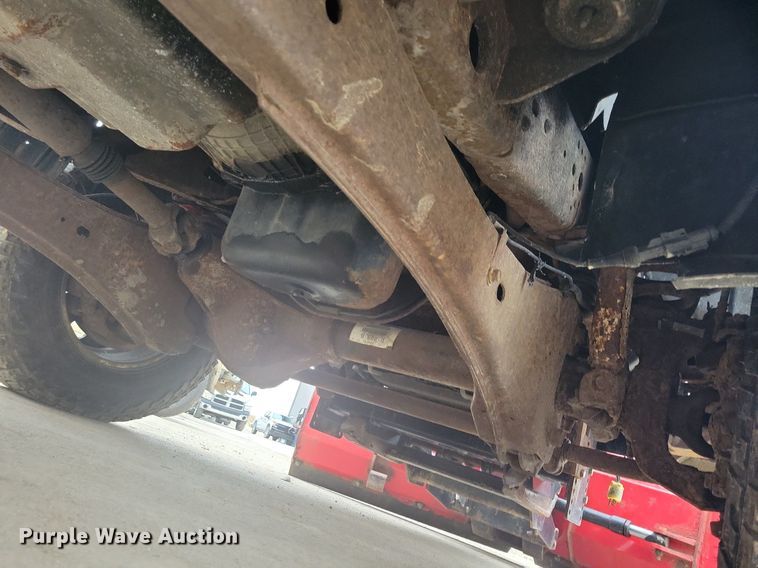 image for item IO9400 2005 Ford F250 Super Duty XLT  SuperCab pickup truck