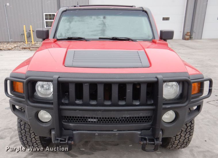 image for item IO9402 2006 Hummer H3  SUV