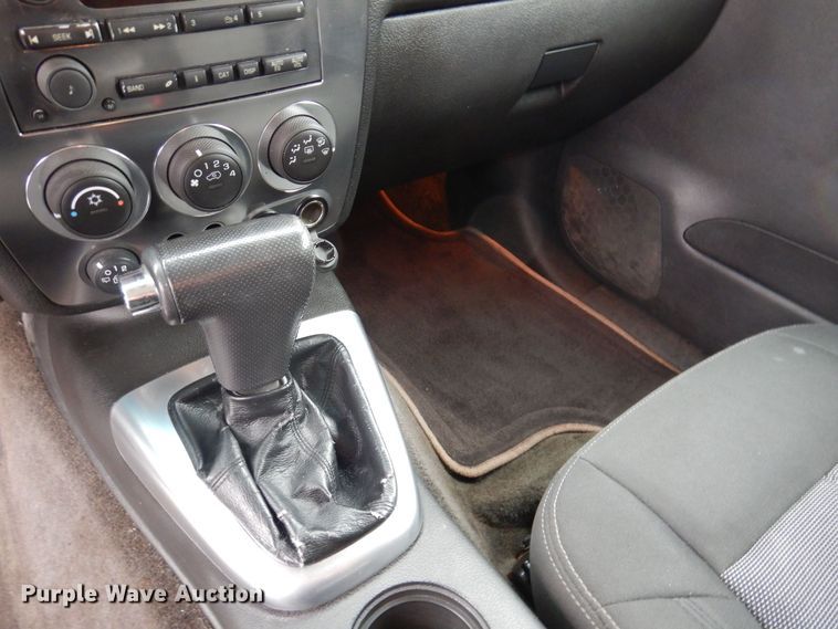 image for item IO9402 2006 Hummer H3  SUV