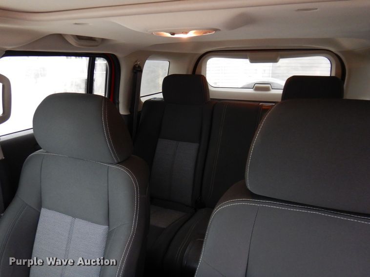 image for item IO9402 2006 Hummer H3  SUV