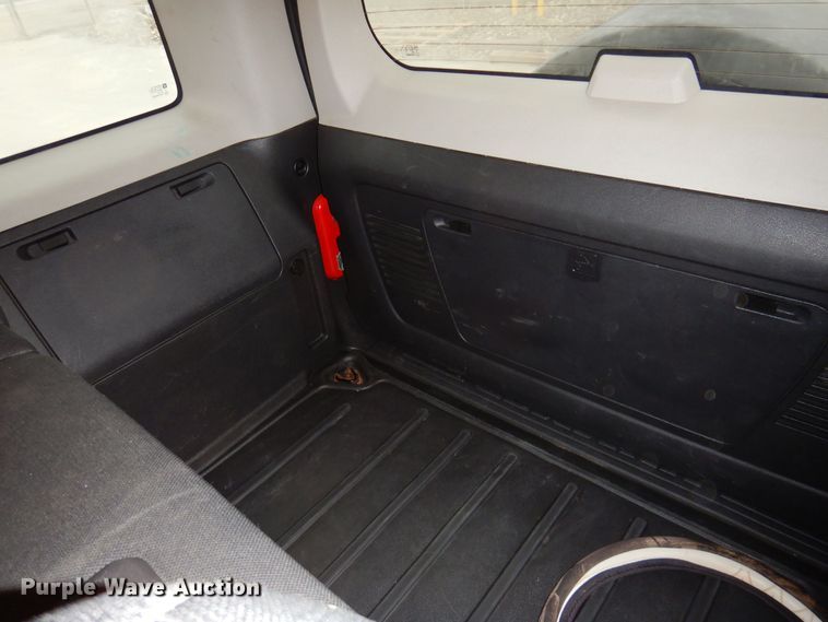 image for item IO9402 2006 Hummer H3  SUV