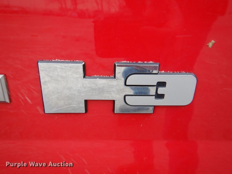 image for item IO9402 2006 Hummer H3  SUV