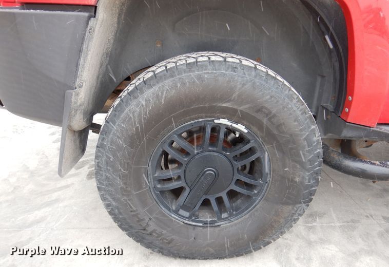 image for item IO9402 2006 Hummer H3  SUV