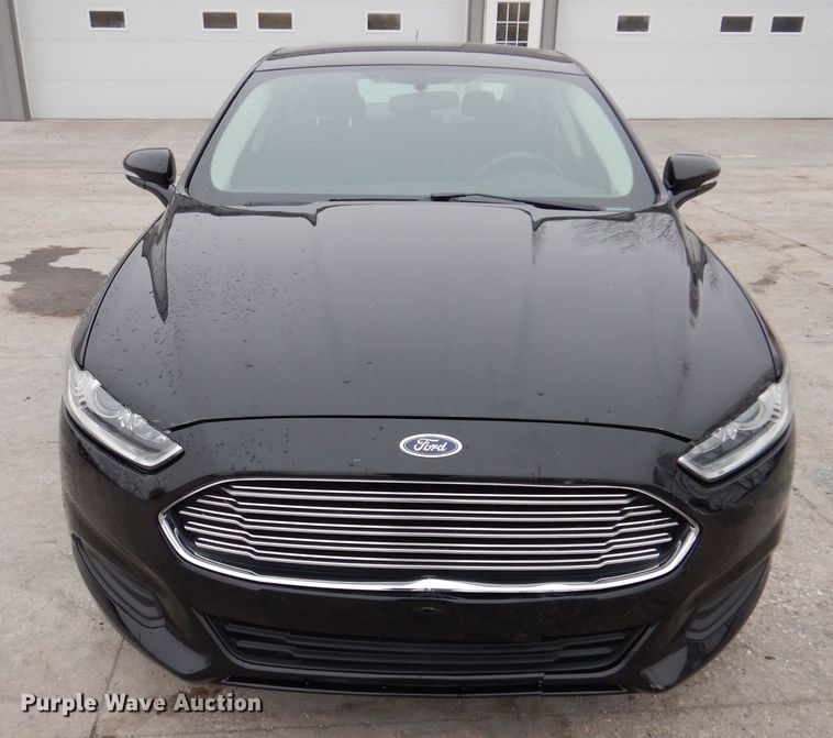 image for item IO9403 2016 Ford Fusion
