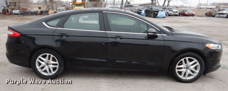 image for item IO9403 2016 Ford Fusion