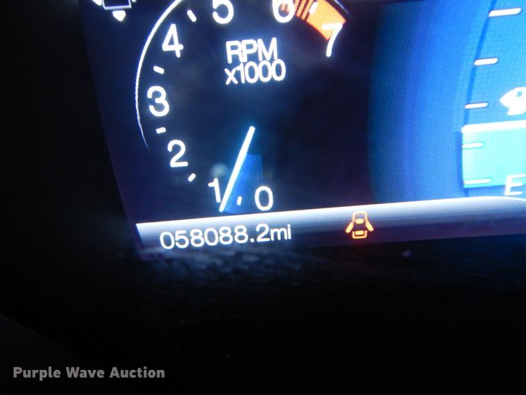 image for item IO9403 2016 Ford Fusion