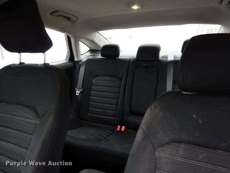 image for item IO9403 2016 Ford Fusion