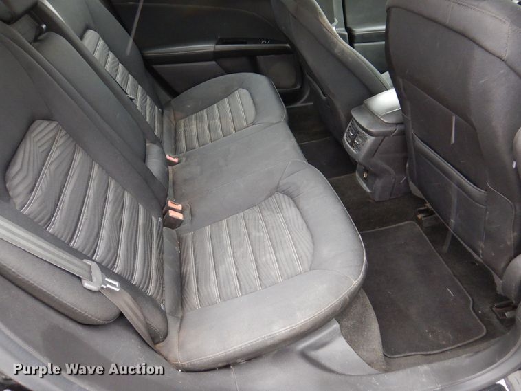 image for item IO9403 2016 Ford Fusion