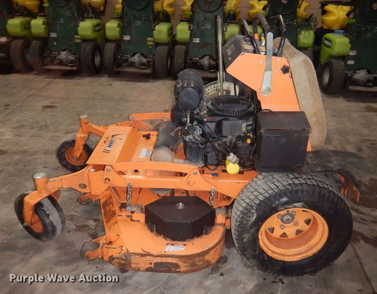 image for item IO9416 2018 Scag V-Ride II  ZTR lawn mower