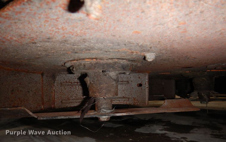 image for item IO9416 2018 Scag V-Ride II  ZTR lawn mower