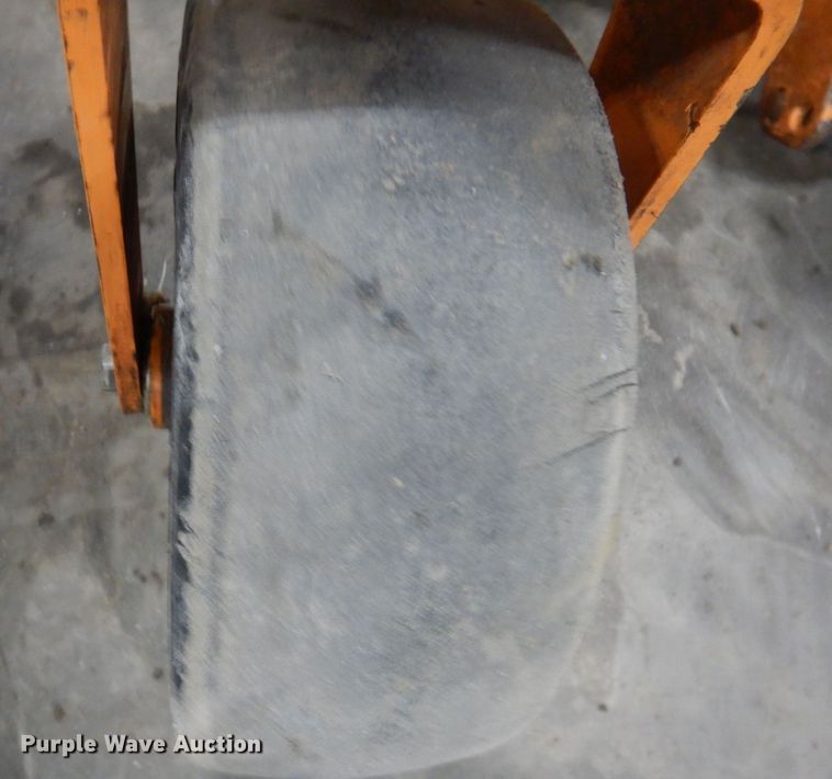 image for item IO9416 2018 Scag V-Ride II  ZTR lawn mower