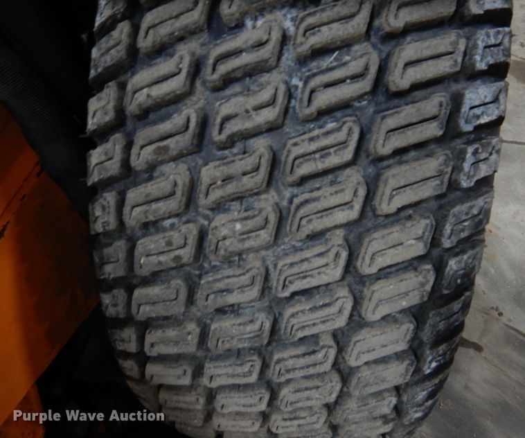 image for item IO9416 2018 Scag V-Ride II  ZTR lawn mower