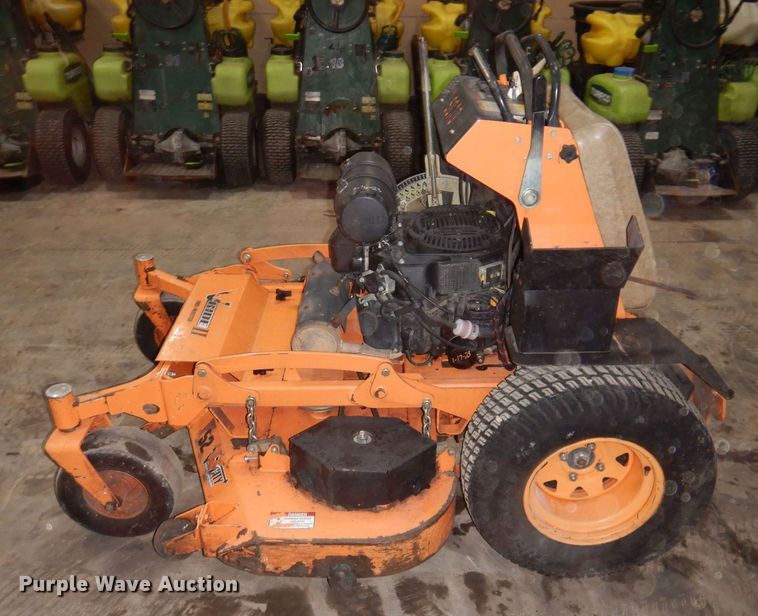 image for item IO9417 2018 Scag V-Ride II  ZTR lawn mower