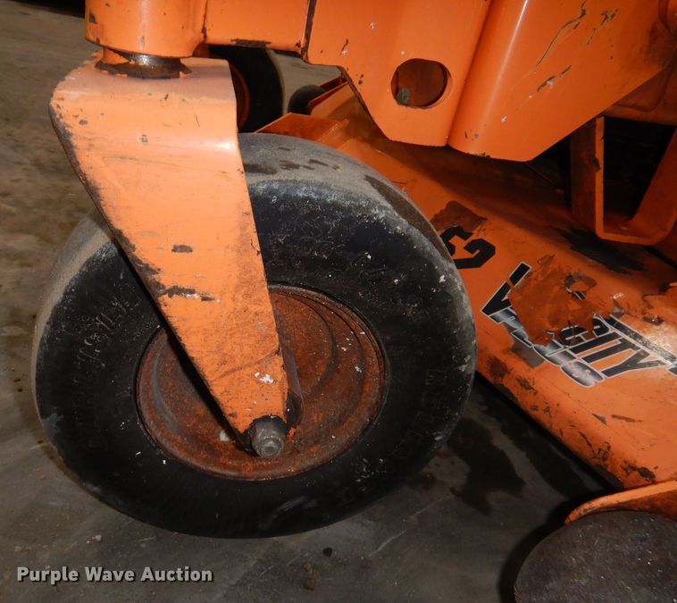 image for item IO9417 2018 Scag V-Ride II  ZTR lawn mower