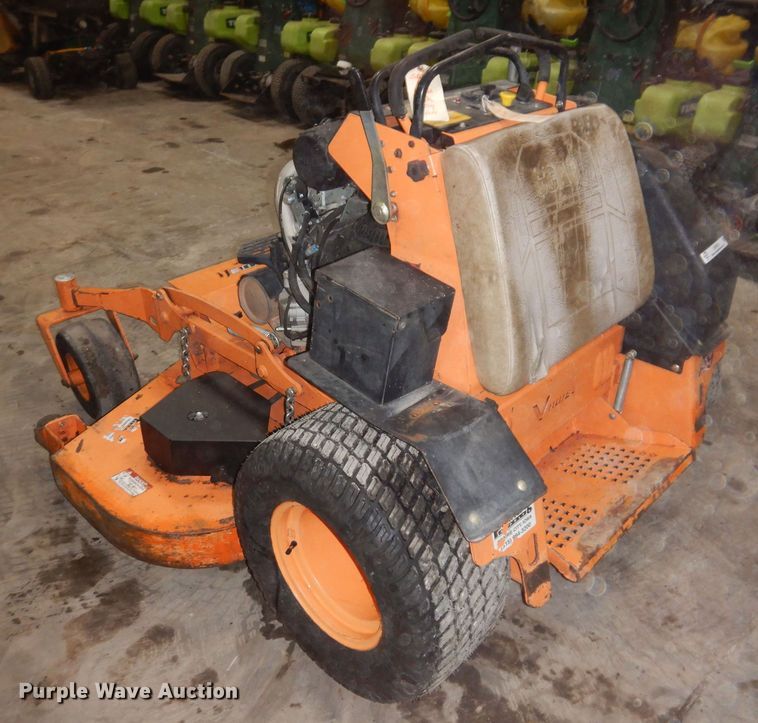 image for item IO9418 2018 Scag V-Ride II  ZTR lawn mower