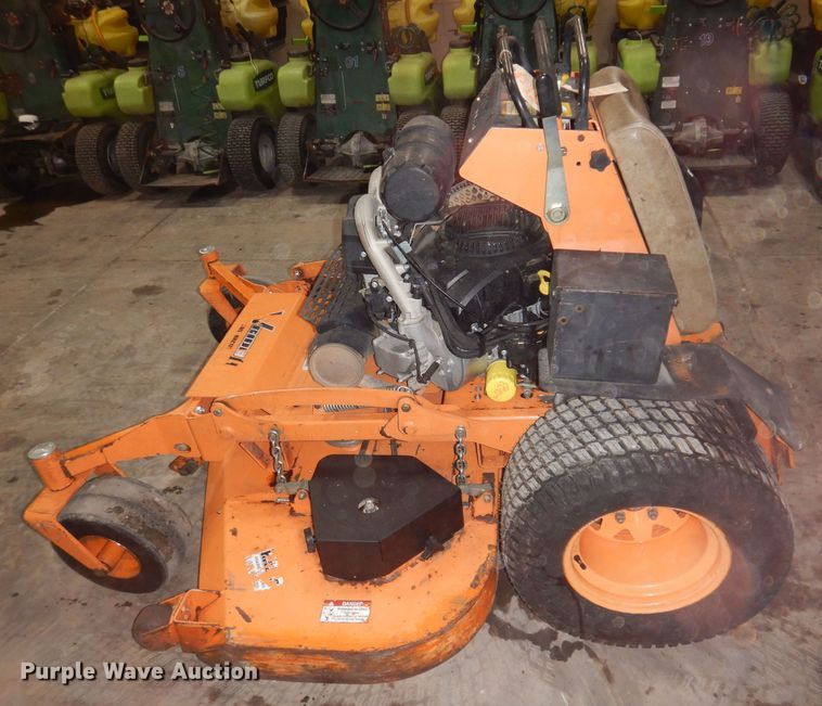 image for item IO9418 2018 Scag V-Ride II  ZTR lawn mower