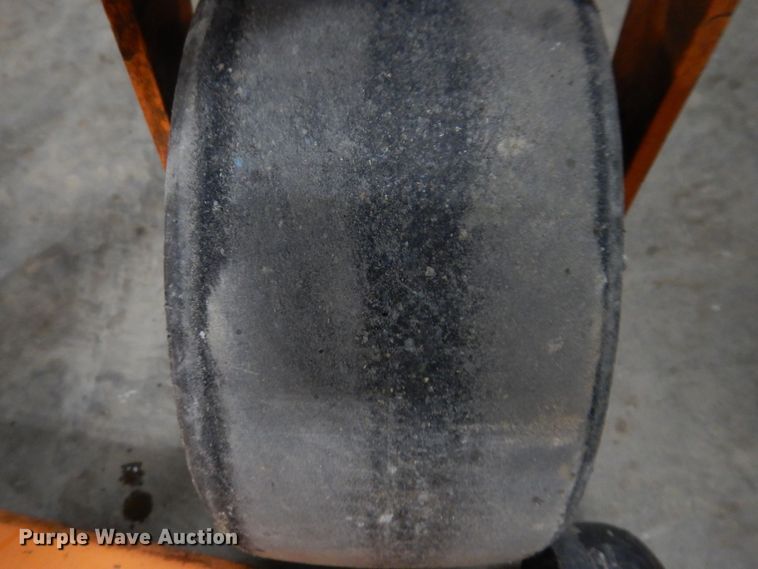 image for item IO9418 2018 Scag V-Ride II  ZTR lawn mower