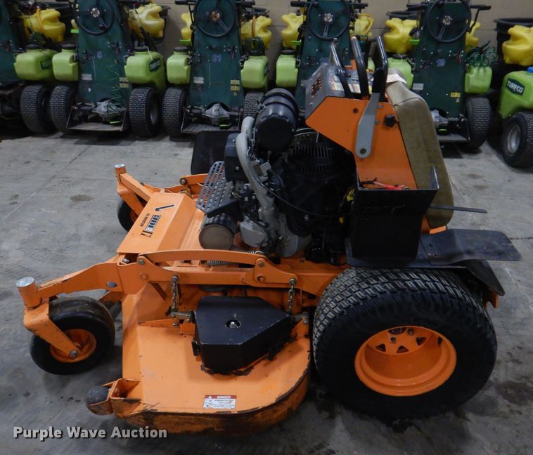 image for item IO9419 2018 Scag V-Ride II  ZTR lawn mower