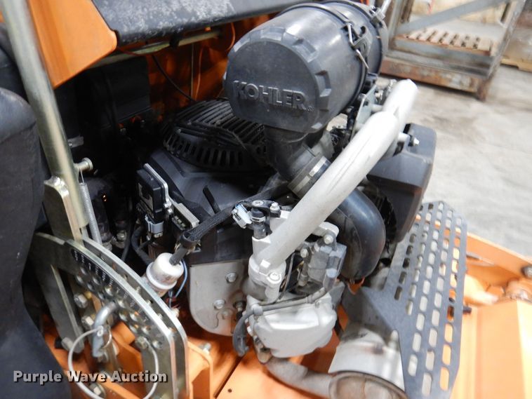 image for item IO9419 2018 Scag V-Ride II  ZTR lawn mower