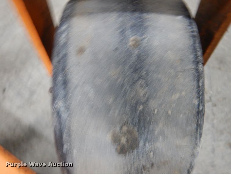 image for item IO9419 2018 Scag V-Ride II  ZTR lawn mower