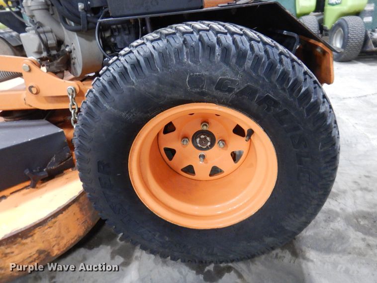 image for item IO9419 2018 Scag V-Ride II  ZTR lawn mower