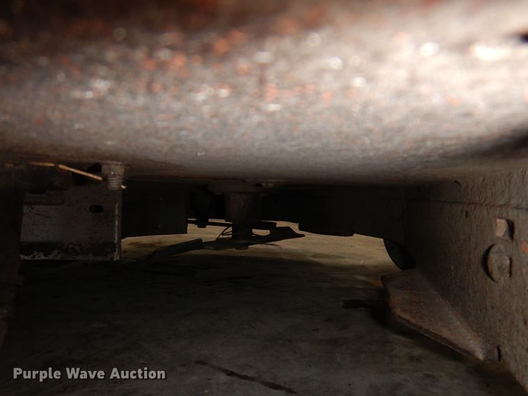 image for item IO9420 2018 Scag V-Ride II  ZTR lawn mower