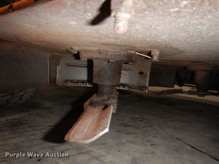 image for item IO9420 2018 Scag V-Ride II  ZTR lawn mower