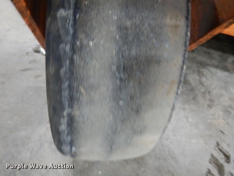 image for item IO9420 2018 Scag V-Ride II  ZTR lawn mower