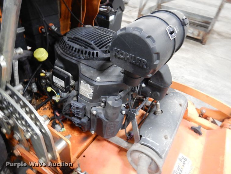 image for item IO9426 2018 Scag V-Ride II  ZTR lawn mower