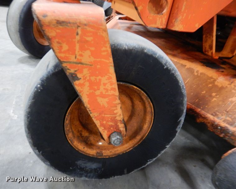 image for item IO9426 2018 Scag V-Ride II  ZTR lawn mower