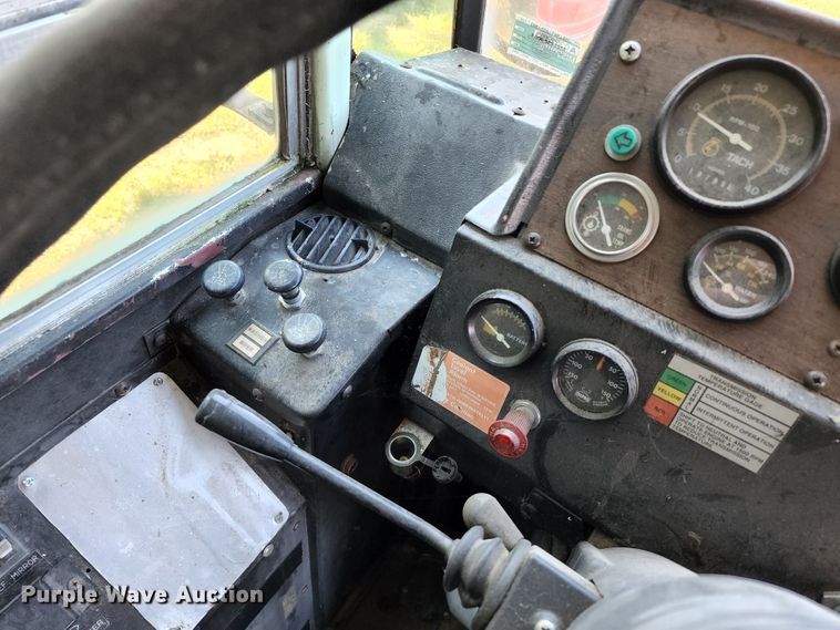 image for item JA9973 1987 Thomas  RV