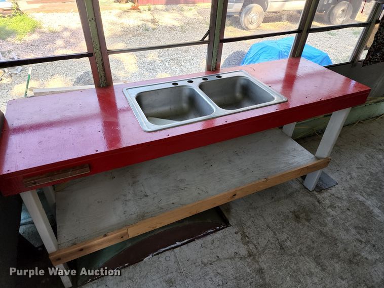 image for item JA9973 1987 Thomas  RV