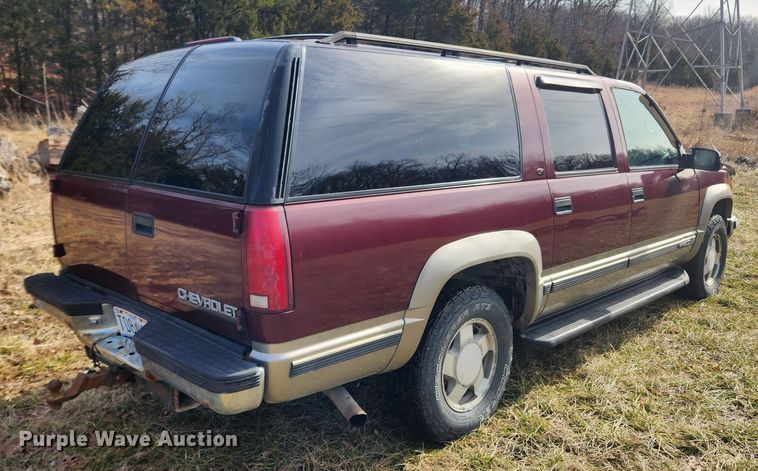 image for item JB9637 1999 Chevrolet Suburban K1500  SUV