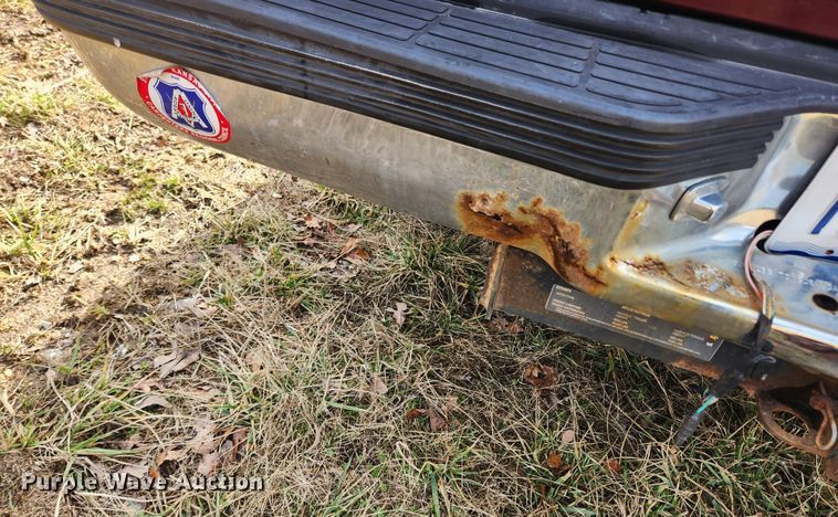 image for item JB9637 1999 Chevrolet Suburban K1500  SUV