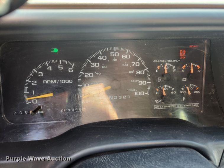 image for item JB9637 1999 Chevrolet Suburban K1500  SUV