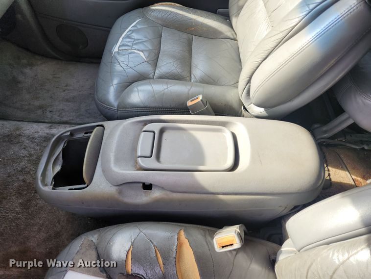 image for item JB9637 1999 Chevrolet Suburban K1500  SUV