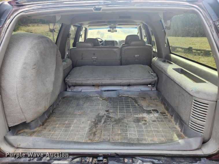 image for item JB9637 1999 Chevrolet Suburban K1500  SUV