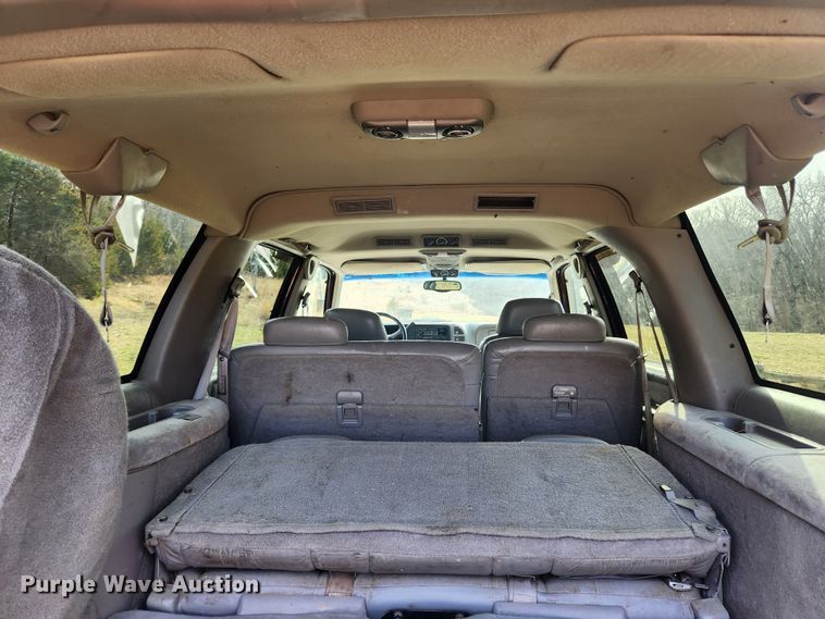 image for item JB9637 1999 Chevrolet Suburban K1500  SUV