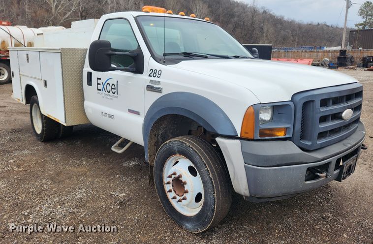 image for item JB9639 2007 Ford F550 Super Duty XL  utility / service truck