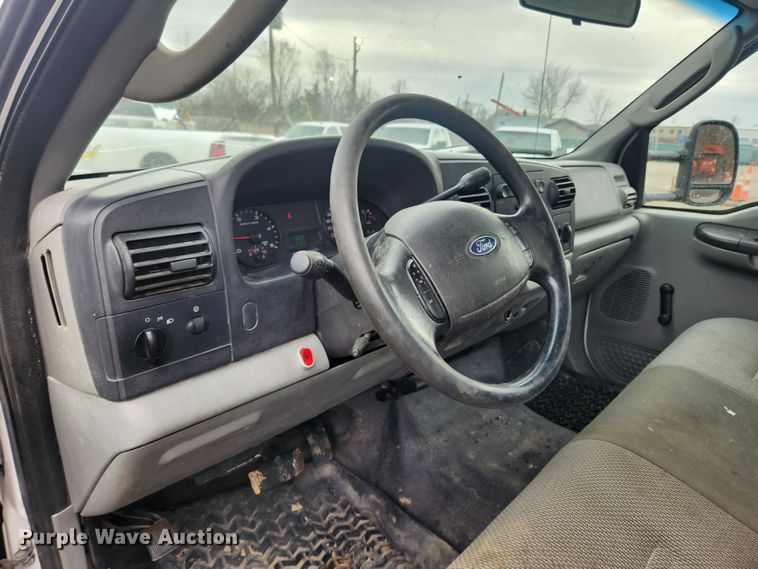 image for item JB9639 2007 Ford F550 Super Duty XL  utility / service truck