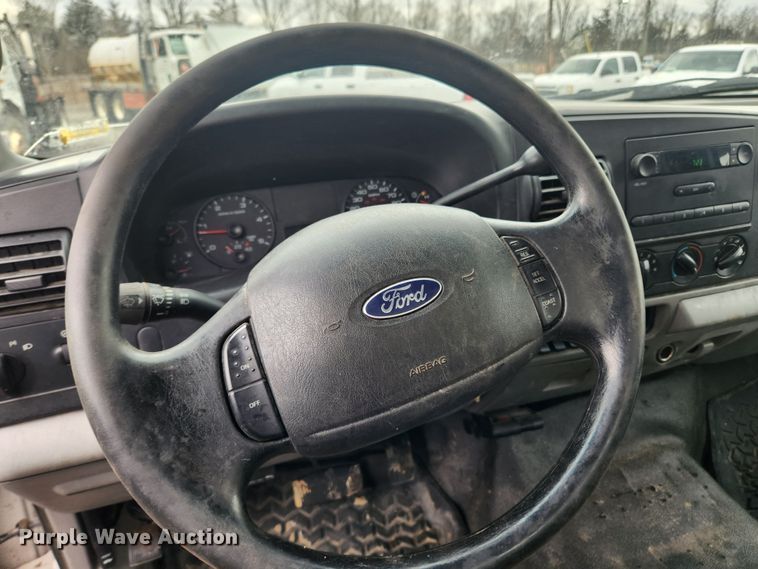 image for item JB9639 2007 Ford F550 Super Duty XL  utility / service truck