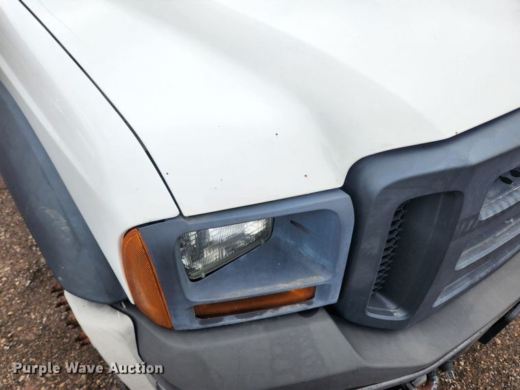 image for item JB9639 2007 Ford F550 Super Duty XL  utility / service truck