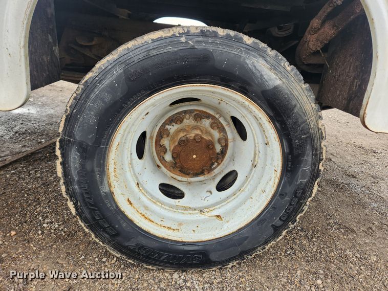 image for item JB9639 2007 Ford F550 Super Duty XL  utility / service truck