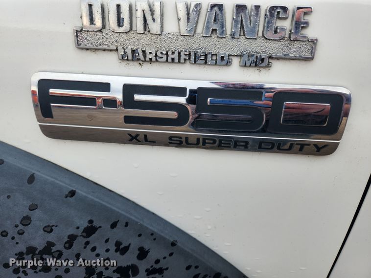 image for item JB9639 2007 Ford F550 Super Duty XL  utility / service truck