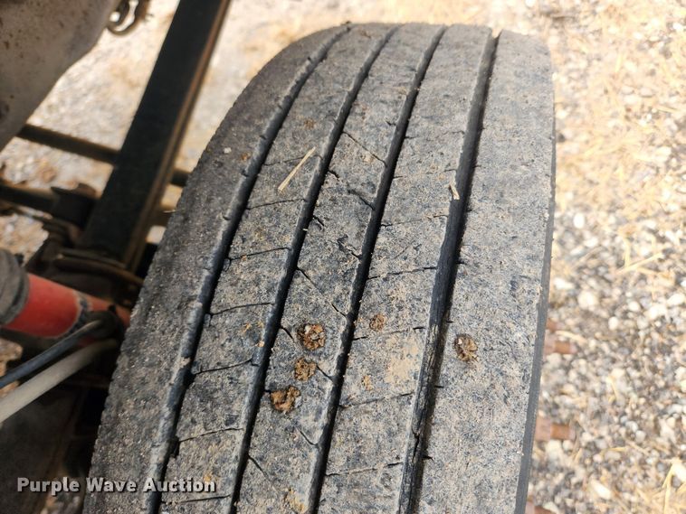 image for item JB9640 2004 Ford F550 Super Duty XL  utility / service truck