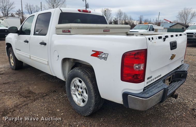 image for item JB9641 2009 Chevrolet Silverado 1500 LT Z71  Crew Cab pickup truck