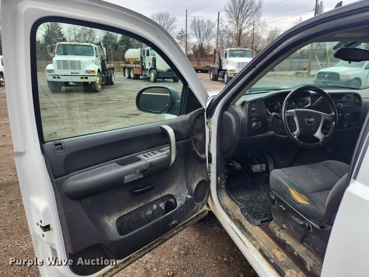 image for item JB9641 2009 Chevrolet Silverado 1500 LT Z71  Crew Cab pickup truck