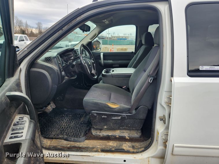 image for item JB9641 2009 Chevrolet Silverado 1500 LT Z71  Crew Cab pickup truck